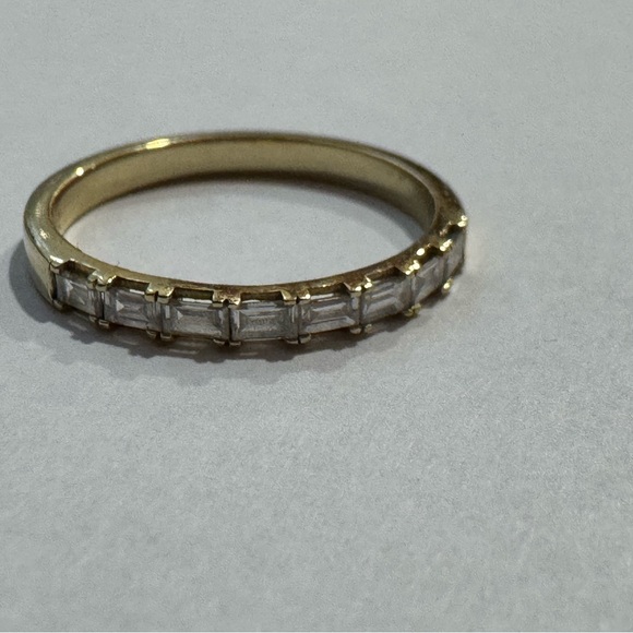 Aurate 14k gold half diamond baguette ring - Picture 7 of 8